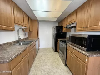 Photo #4: 6729099 Listing