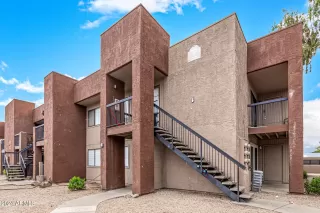 Photo #1: 6729101 Listing