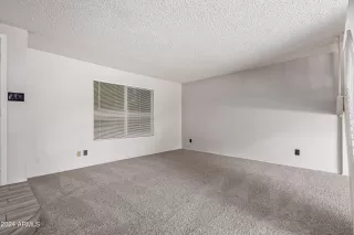 Photo #5: 6729337 Listing 