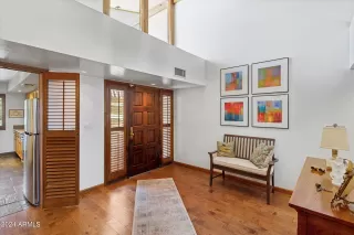 Photo #6: 6729471 Listing