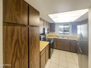 Photo #5: 6729479 Listing