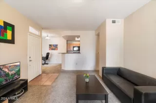 Photo #5: 6729528 Listing