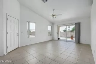 Photo #3: 6729780 Listing