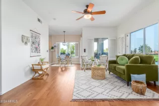 Photo #5: 6729784 Listing