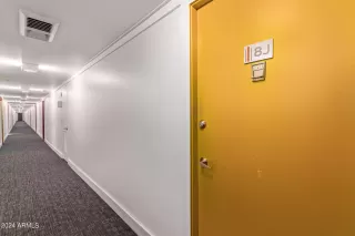 Photo #4: 6729825 Listing