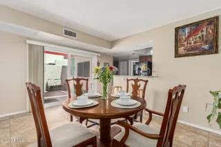 Photo #3: 6730031 Listing