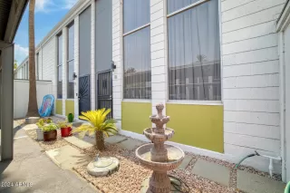 Photo #2: 6730045 Listing