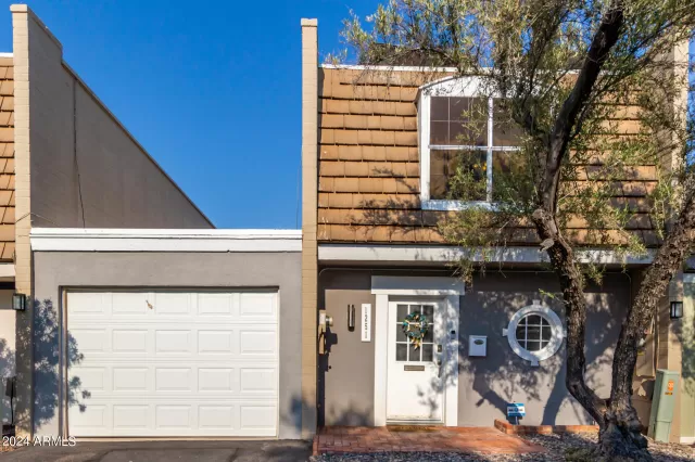 MLS: 6730061 Condo For Sale