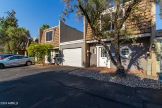 Photo #4: 6730061 Listing