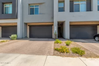 Photo #1: 6730243 Listing