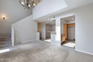 Photo #2: 6730260 Listing