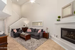 Photo #3: 6730329 Listing