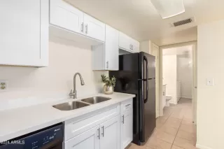 Photo #3: 6730389 Listing 