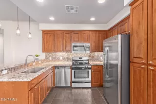 Photo #1: 6730433 Listing 