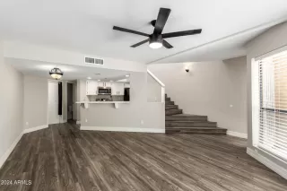 Photo #3: 6730459 Listing