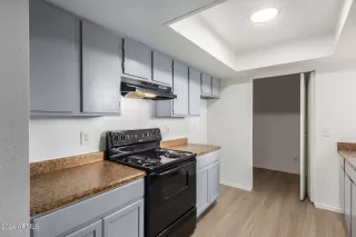 Photo #4: 6730834 Listing