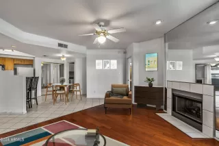 Photo #5: 6730848 Listing