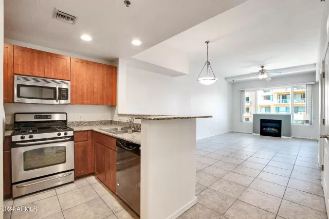 MLS: 6730878 Condo For Sale
