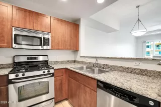 Photo #1: 6730878 Listing 