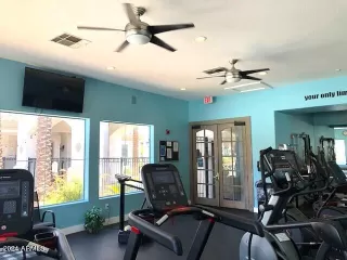 Photo #4: 6730963 Listing