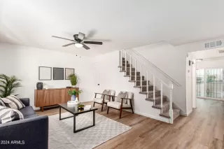 Photo #2: 6730974 Listing 