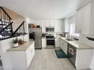 Photo #1: 6730977 Listing 