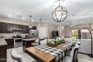 Photo #2: 6731211 Listing