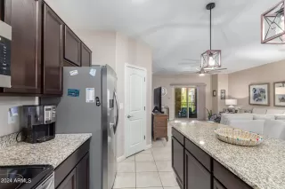 Photo #4: 6731211 Listing