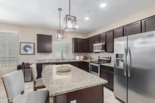 Photo #5: 6731211 Listing