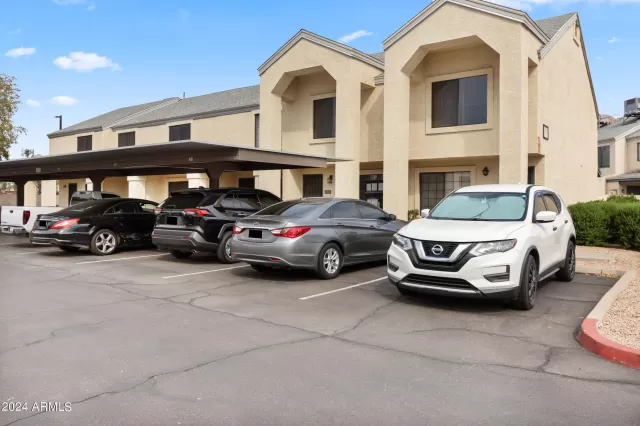 MLS: 6731332 Condo For Sale