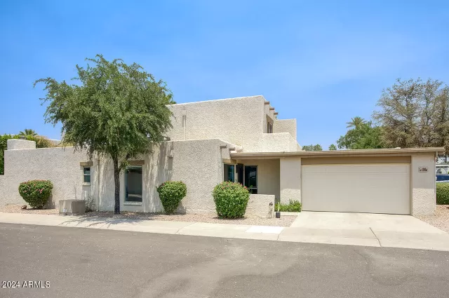 MLS: 6731462 Condo For Sale