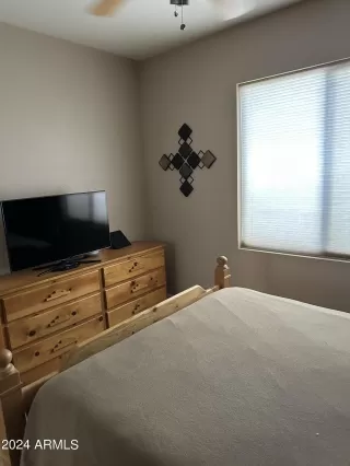 Photo #2: 6731463 Listing