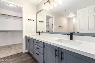 Photo #2: 6731468 Listing