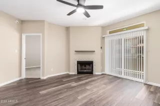 Photo #3: 6731468 Listing