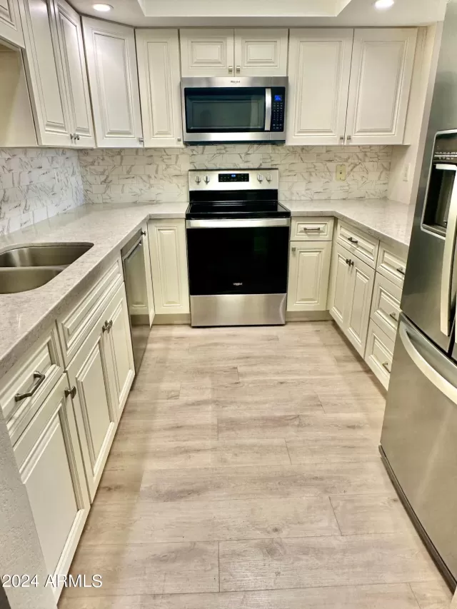 MLS: 6731767 Condo For Sale