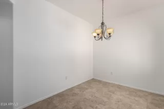 Photo #5: 6731941 Listing