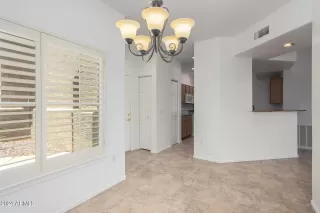 Photo #6: 6731941 Listing