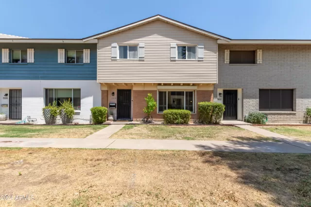 MLS: 6731967 Condo For Sale