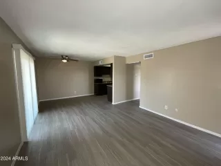 Photo #3: 6731984 Listing