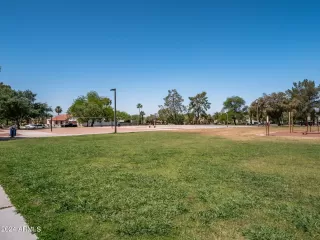 Photo #2: 6732161 Listing 