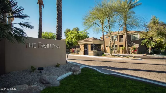 MLS: 6732210 Condo For Sale