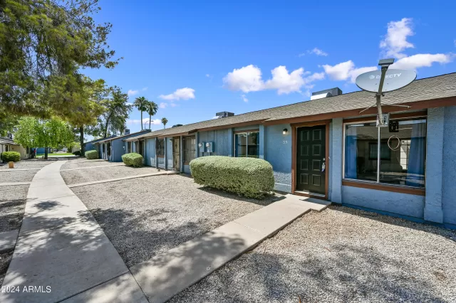 MLS: 6732662 Condo For Sale