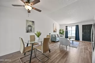 Photo #5: 6732662 Listing 