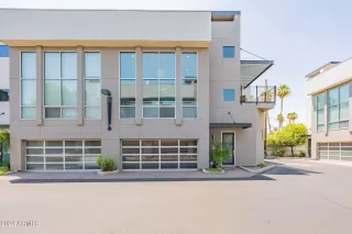 Photo #2: 6732696 Listing 