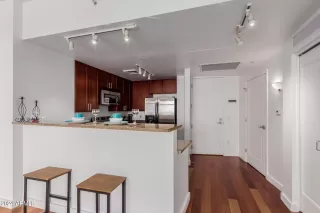 Photo #2: 6732716 Listing 