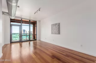 Photo #3: 6732716 Listing 