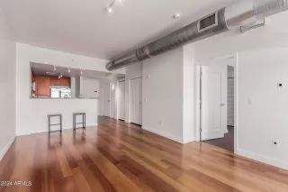 Photo #6: 6732716 Listing 