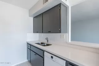 Photo #4: 6732799 Listing 