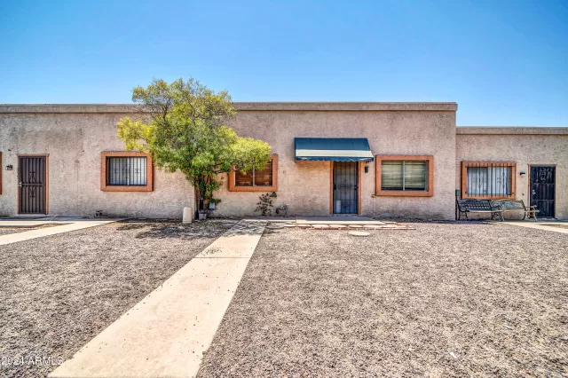 MLS: 6732807 Condo For Sale