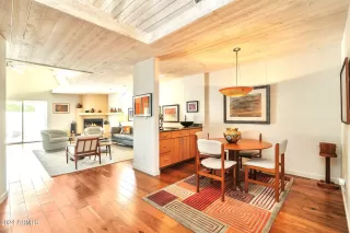 Photo #6: 6732903 Listing 